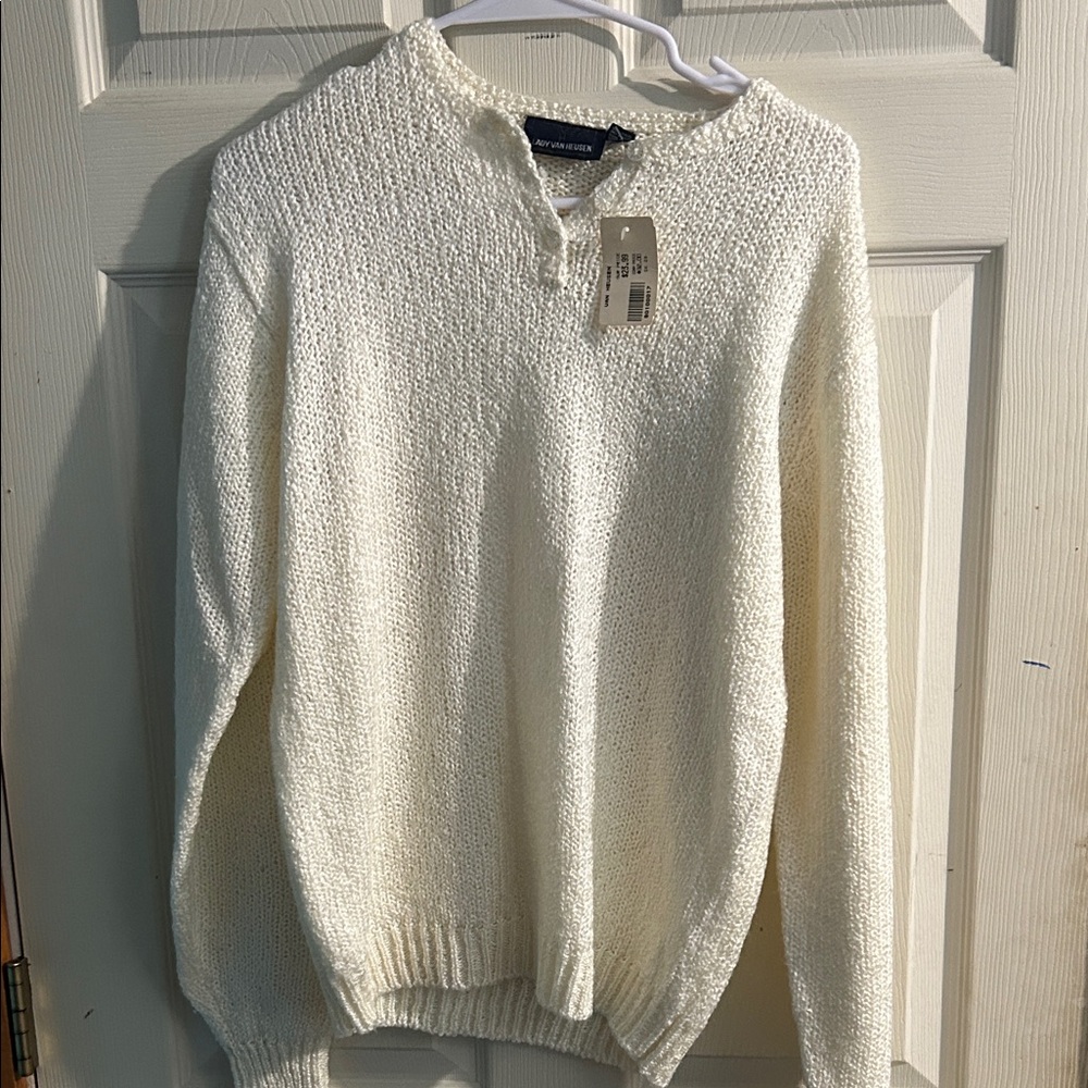 Van Heusen women’s Cream V-Neck Knit Sweater